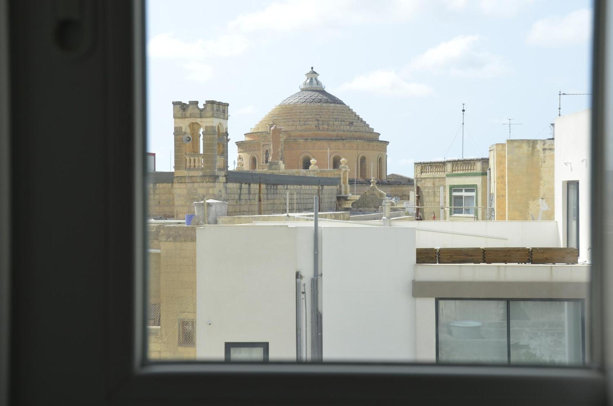 Affordable Central Malta Summer Retreat 모스타 외부 사진